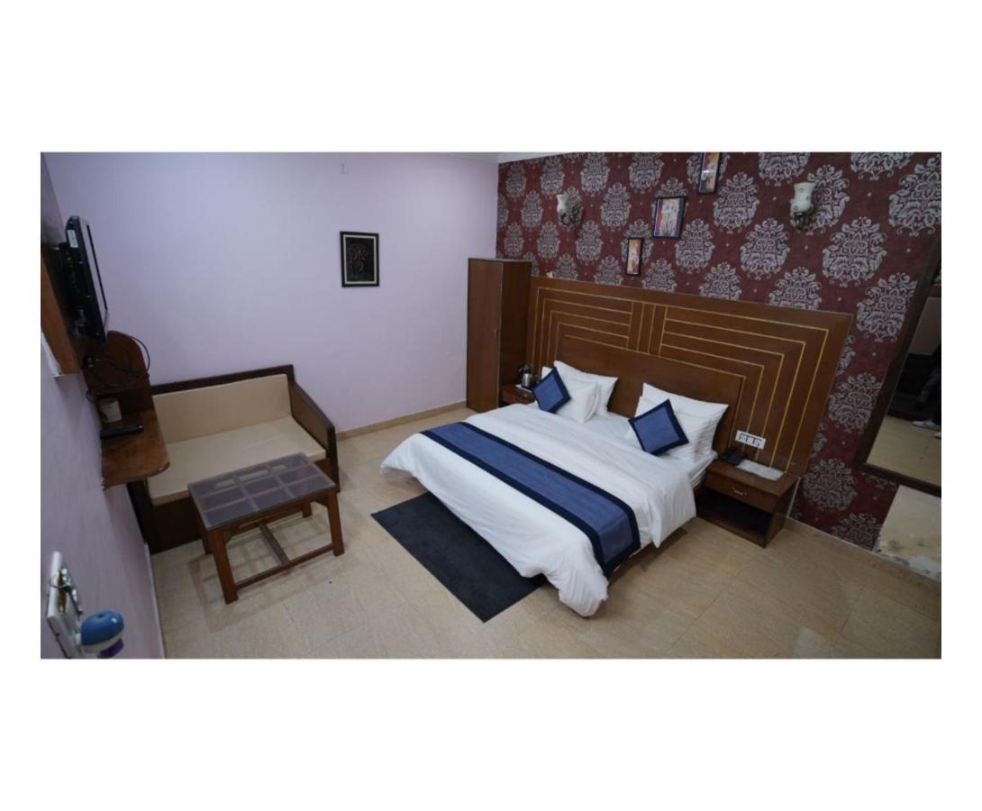 Hr Dukes Den Resort Ramnagar  Exterior photo