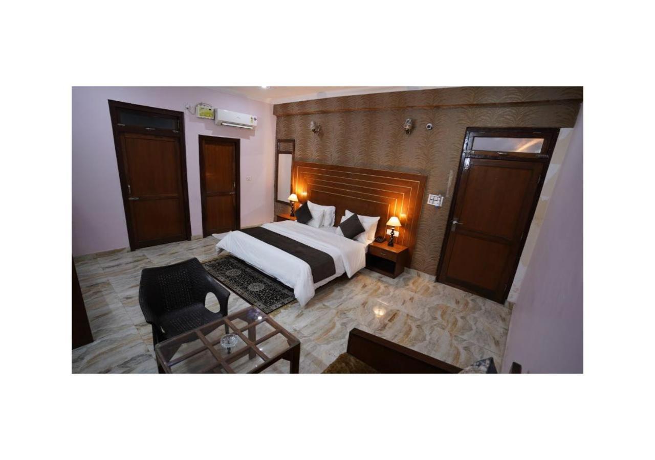 Hr Dukes Den Resort Ramnagar  Exterior photo